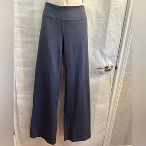 Under Armour grey Wide Leg Pants Effortless Style full length leggings Sz-S. T5